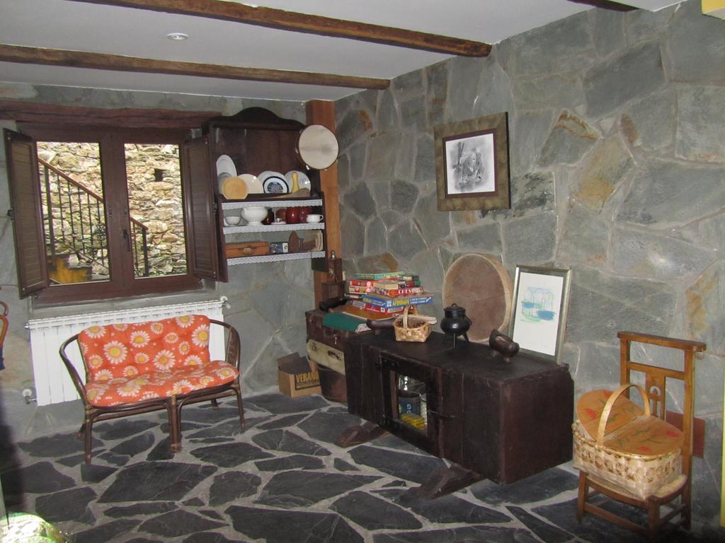 Bed and Breakfast Tia Maria à Cerredo Extérieur photo
