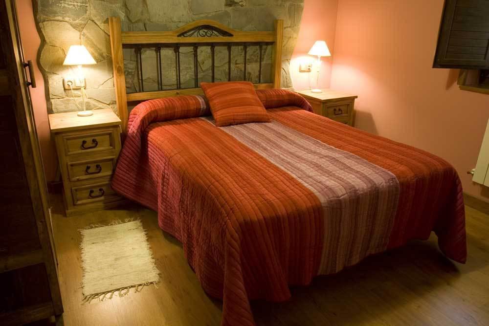 Bed and Breakfast Tia Maria à Cerredo Extérieur photo